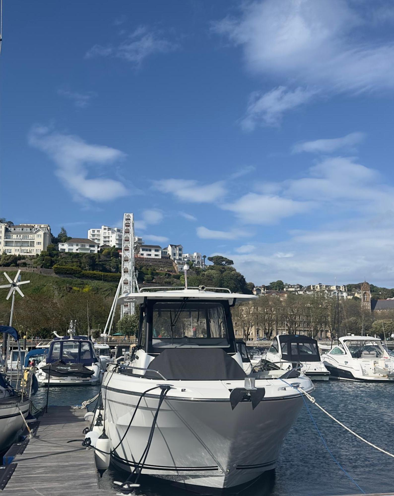 Boat Accommodation Ltd Torquay Exterior photo
