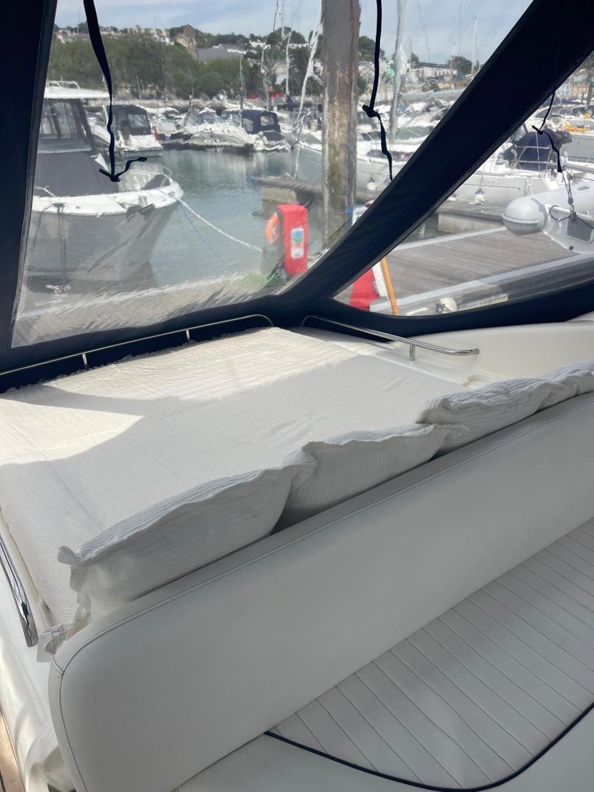 Boat Accommodation Ltd Torquay Exterior photo